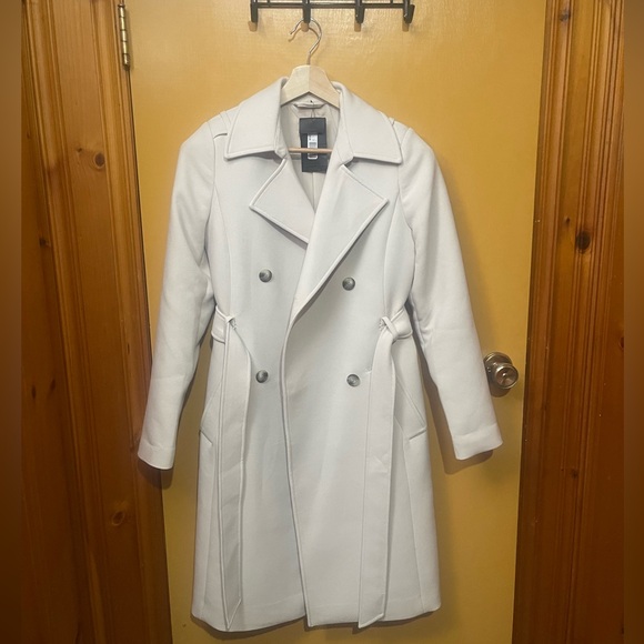 Brand New with Tag, size XS.
Color: Oatmeal, Material is Twill. - Picture 5 of 7